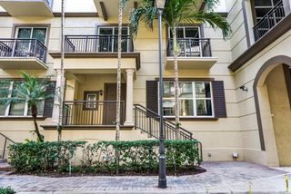 2609 NE 14th Avenue 114, Wilton Manors, FL 33334