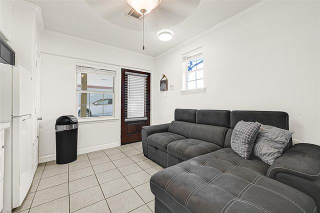 2809 Tooke Street D, Houston, TX 77023