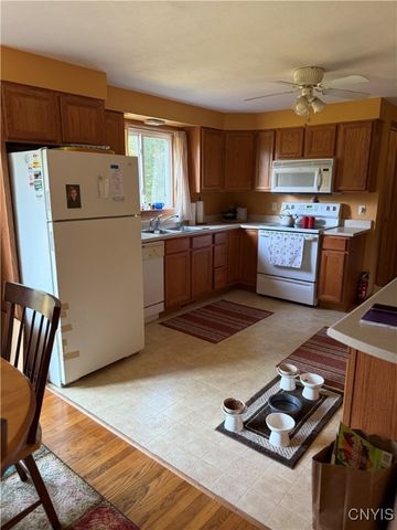 4875 Orangeport Road, Clay, NY 13029