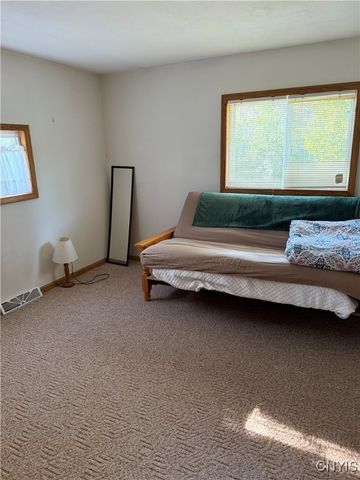 4875 Orangeport Road, Clay, NY 13029