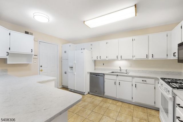 34 Byron Ave, Morris Twp., NJ 07960