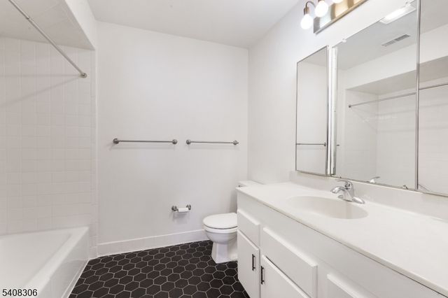 34 Byron Ave, Morris Twp., NJ 07960