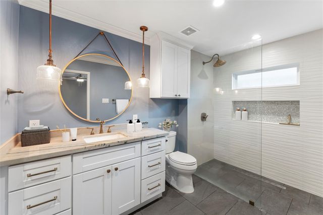 10134 Hanka Drive, Houston, TX 77043