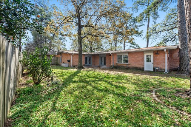 10134 Hanka Drive, Houston, TX 77043