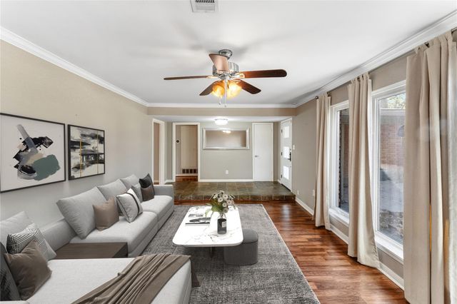 10134 Hanka Drive, Houston, TX 77043