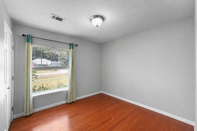 131 Kellyn Oaks Drive, Conroe, TX 77306
