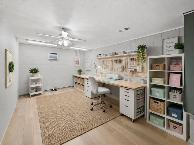 131 Kellyn Oaks Drive, Conroe, TX 77306