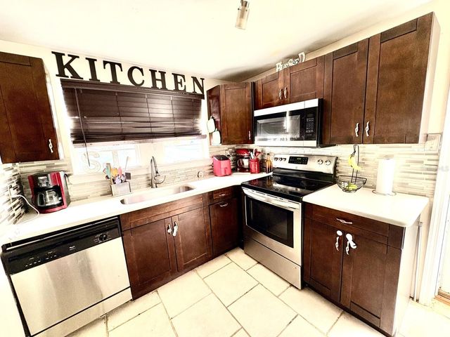 5415 OLD HIGHWAY 37, Lakeland, FL 33811