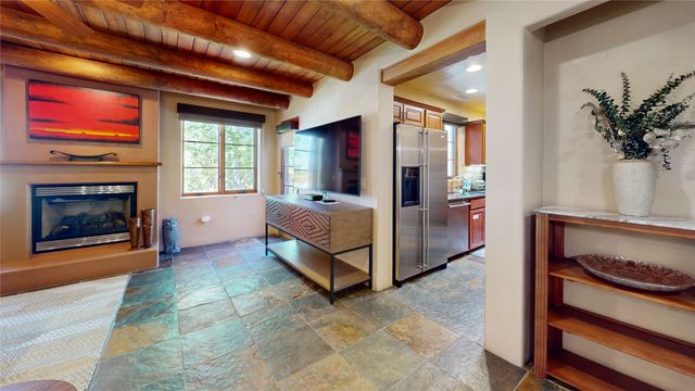 103 Catron 55A, Santa Fe, NM 87501