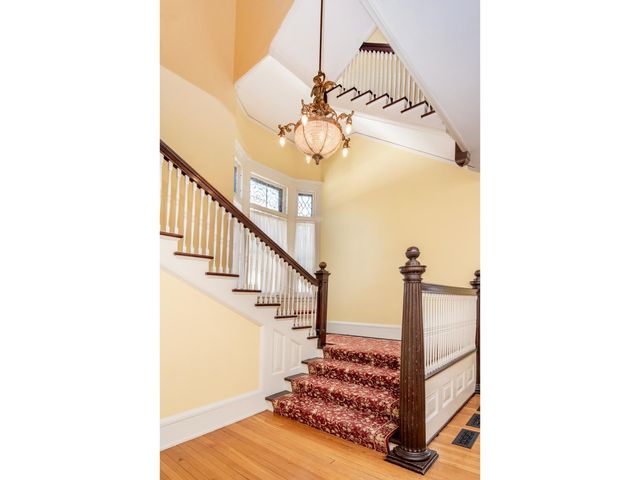 661 Fairmount Avenue, Saint Paul, MN 55105