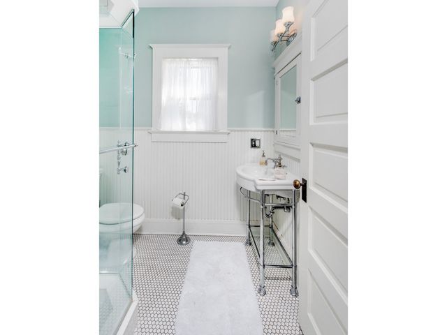 661 Fairmount Avenue, Saint Paul, MN 55105