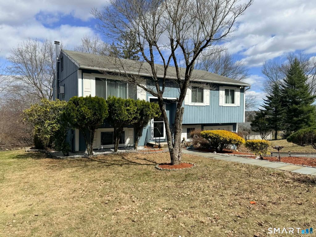 24 Valley View Drive, Danbury, CT 06810