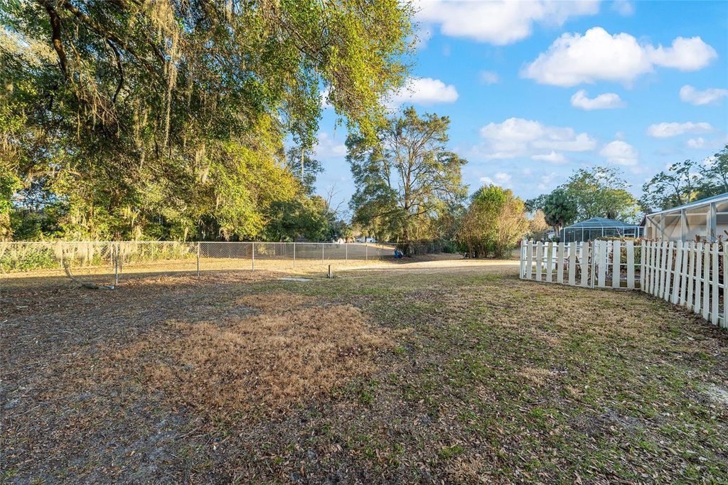 Image 44 of property listing at 10217 SW 74TH TERRACE, Ocala, FL 34476