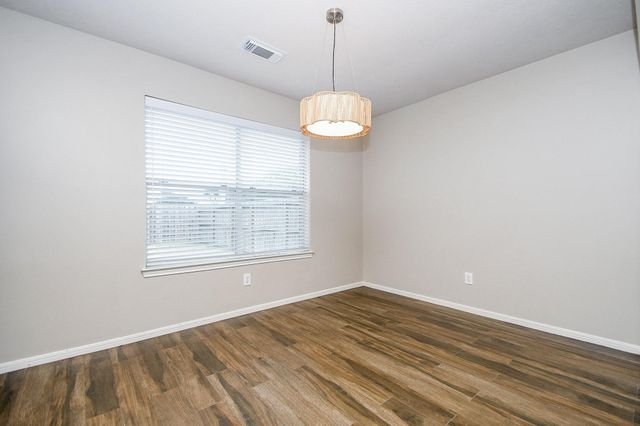 4527 Green Fawn Lane, Fresno, TX 77545