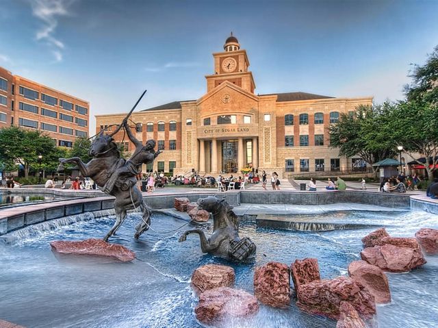 4527 Green Fawn Lane, Fresno, TX 77545