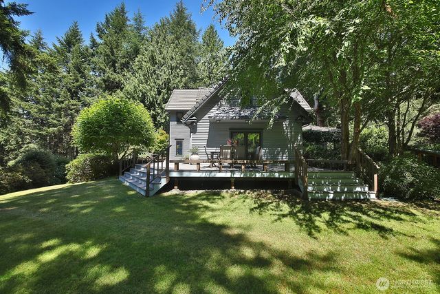 7391 Tauscher Road, Clinton, WA 98236