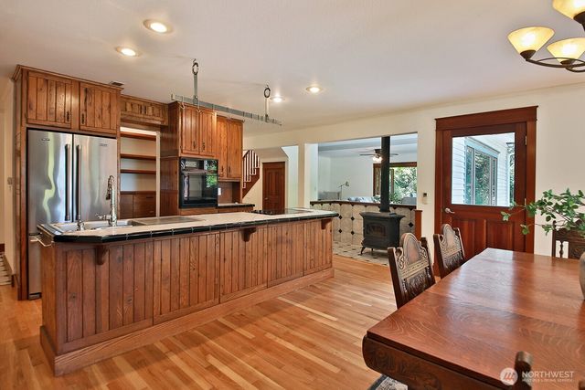 7391 Tauscher Road, Clinton, WA 98236