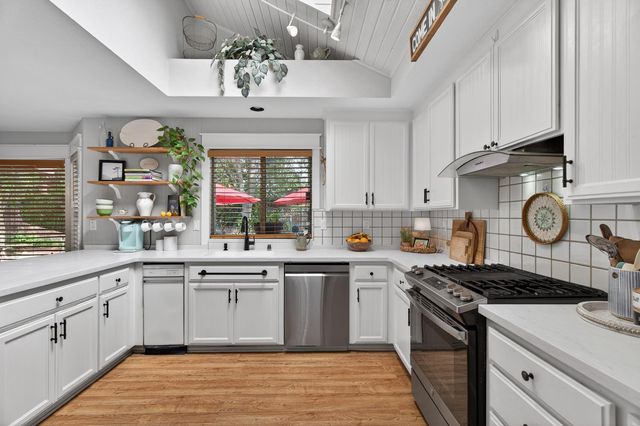 6306 Perrin Way, Carmichael, CA 95608