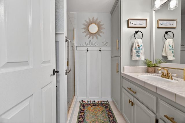 6306 Perrin Way, Carmichael, CA 95608