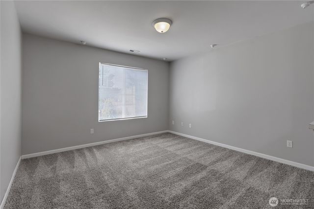 13605 116th Avenue Ct E, Puyallup, WA 98374