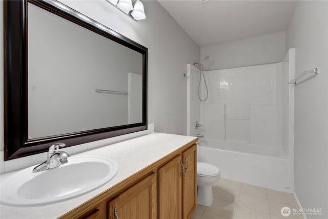 13605 116th Avenue Ct E, Puyallup, WA 98374