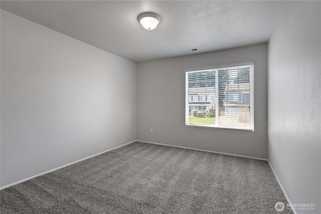 13605 116th Avenue Ct E, Puyallup, WA 98374