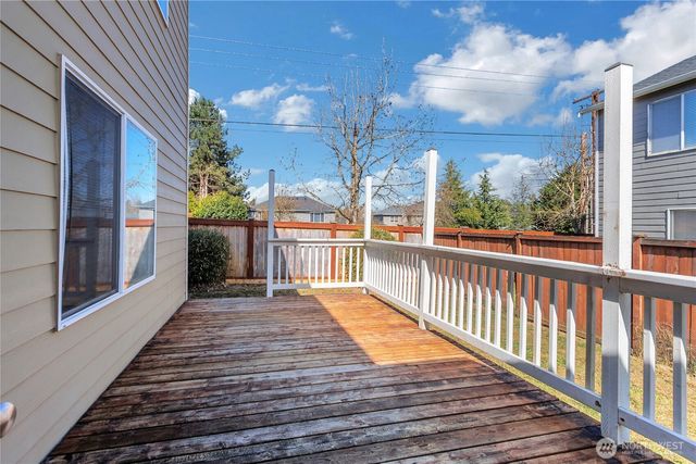 13605 116th Avenue Ct E, Puyallup, WA 98374