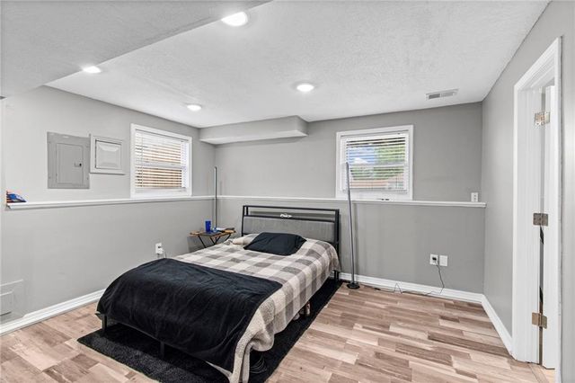 813 Ridgeview Street, Grain Valley, MO 64029