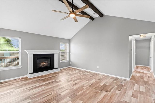 813 Ridgeview Street, Grain Valley, MO 64029