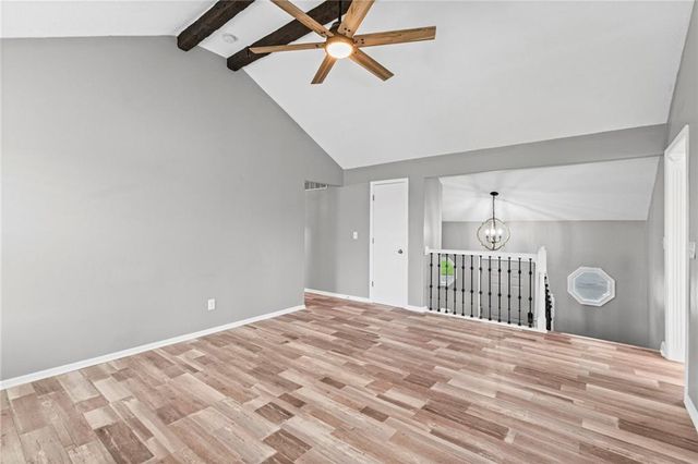 813 Ridgeview Street, Grain Valley, MO 64029