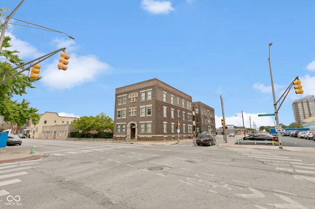 108 E Saint Clair Street E, Indianapolis, IN 46204