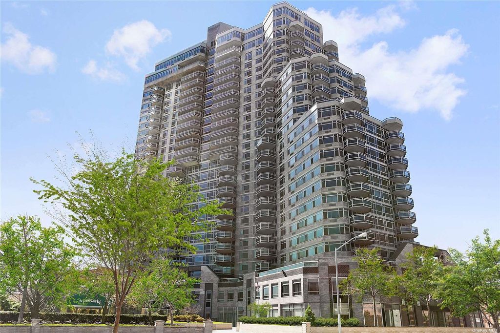 112-01 Queens Boulevard 8F, Forest Hills, NY 11375