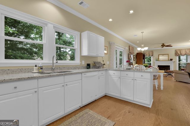 720 Highmeade Terrace, Alpharetta, GA 30005