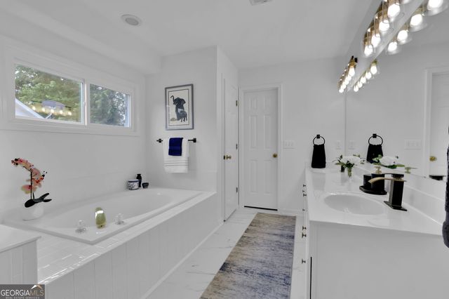 720 Highmeade Terrace, Alpharetta, GA 30005