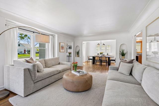 5916 Beard Avenue S, Edina, MN 55410
