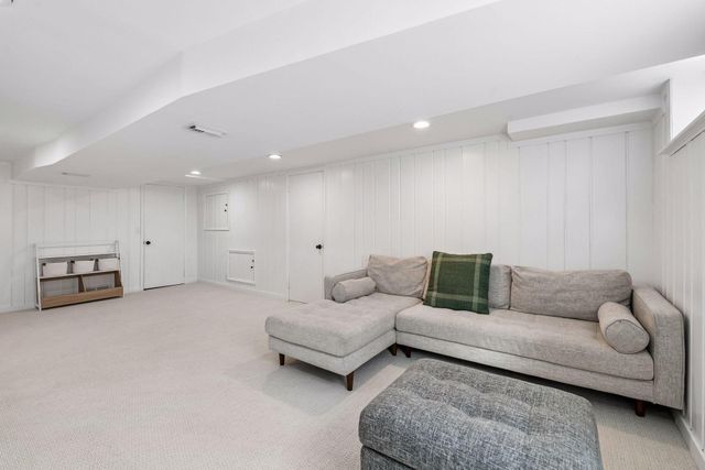 5916 Beard Avenue S, Edina, MN 55410