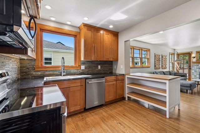 5916 Beard Avenue S, Edina, MN 55410