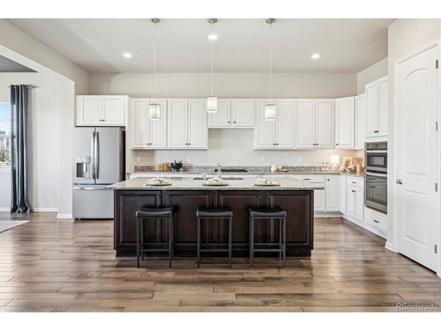 23130 E Del Norte Cir, Aurora, CO 80016