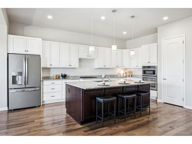 23130 E Del Norte Cir, Aurora, CO 80016