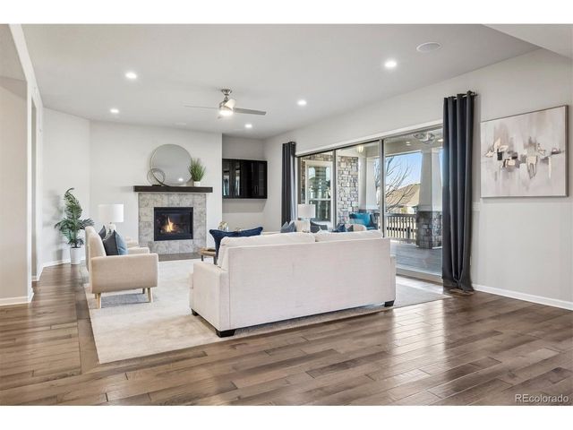 23130 E Del Norte Cir, Aurora, CO 80016