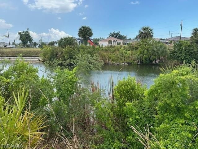 1810 NE 27th TER, Cape Coral, FL 33909