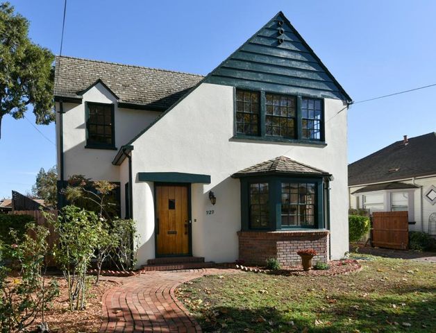 929935 Monterey Street, Hollister, CA 95023