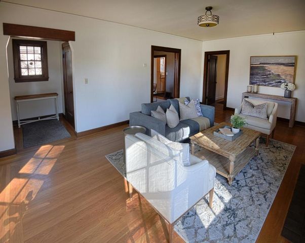 929935 Monterey Street, Hollister, CA 95023