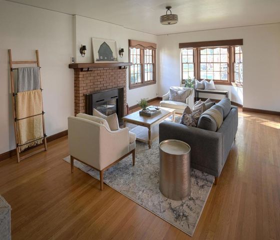 929935 Monterey Street, Hollister, CA 95023