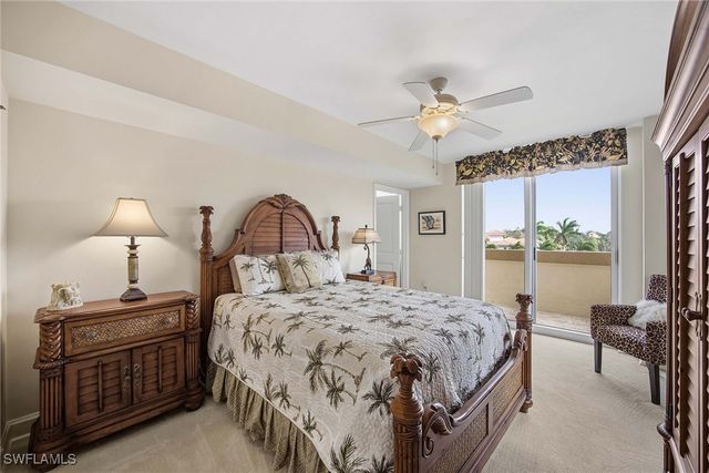 6597 Nicholas BLVD E 405, Naples, FL 34108