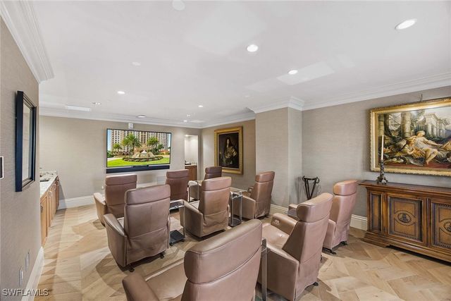 6597 Nicholas BLVD E 405, Naples, FL 34108