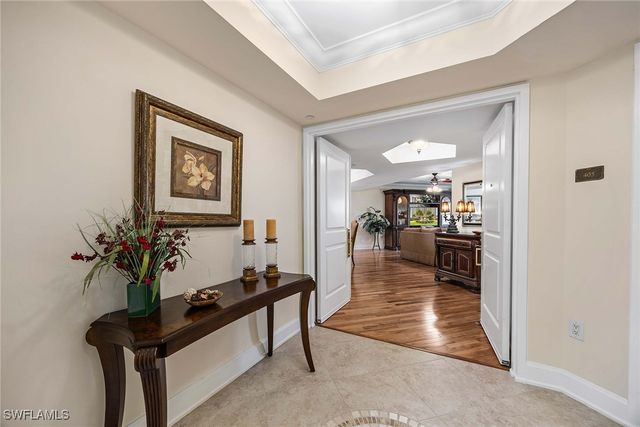 6597 Nicholas BLVD E 405, Naples, FL 34108