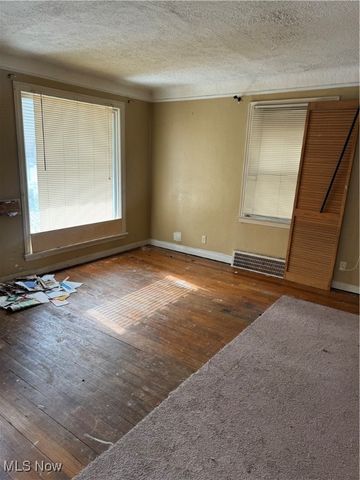 21607 Libby Road, Maple Heights, OH 44137