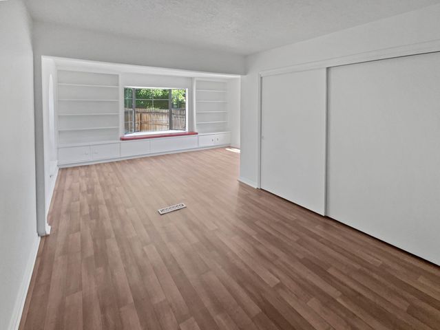 802 PINETREE Road SE, Rio Rancho, NM 87124