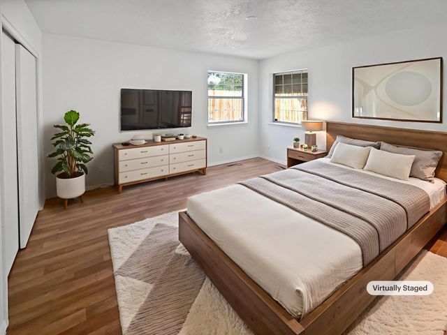 802 PINETREE Road SE, Rio Rancho, NM 87124